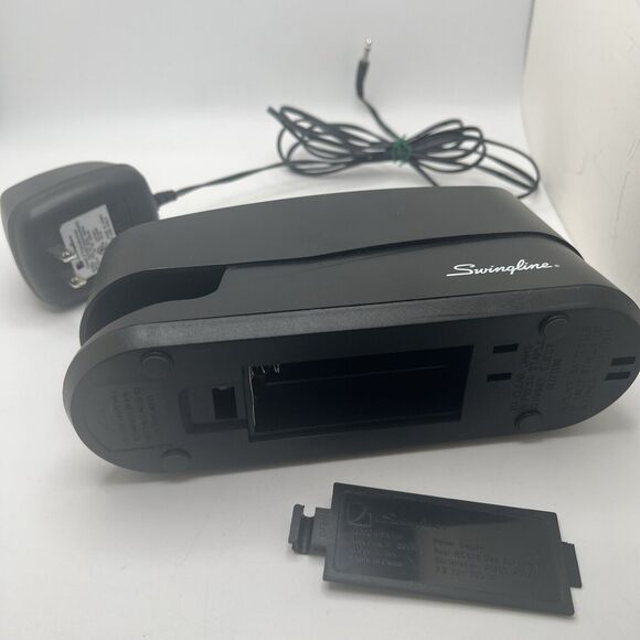 Swingline Black Electric/Battery Operated Stapler Model # 421xx. - Picture 2 of 3